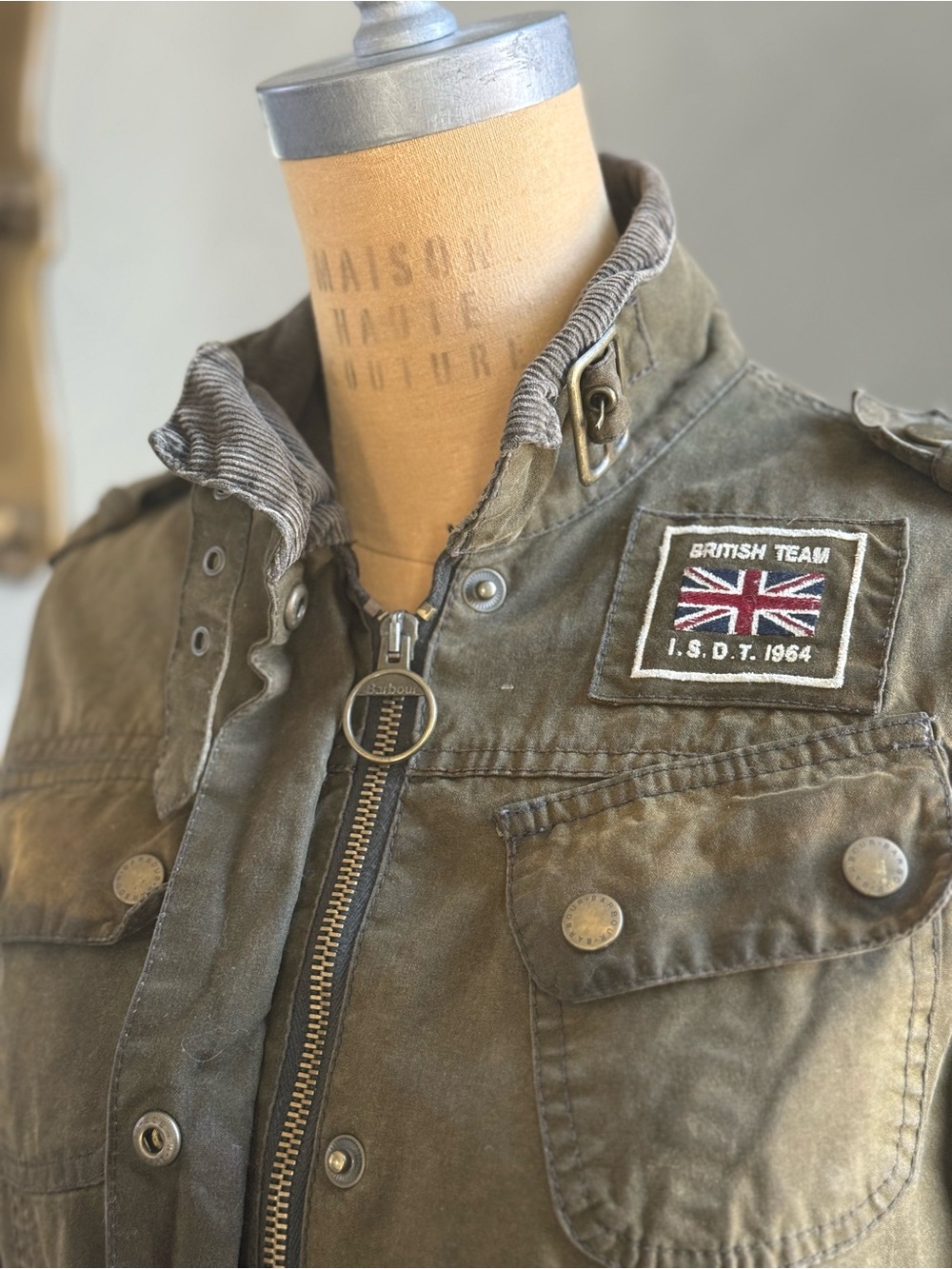 Limited Edition Amelia Earhart Barbour Jacket - Picture 4 of 8